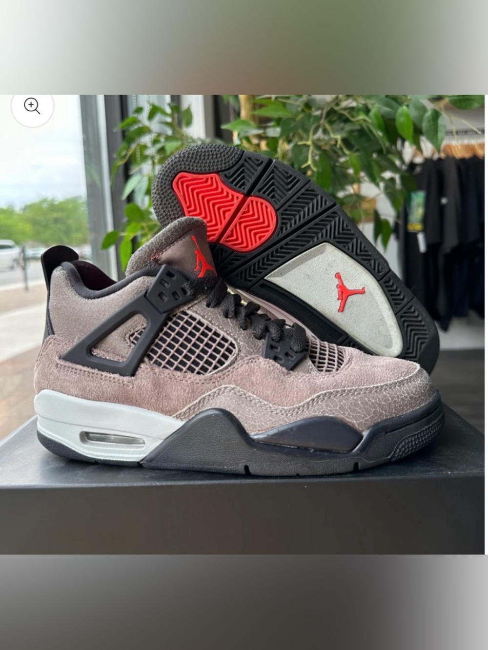 Jordan 4 Retro "Taupe
Haze"  Suede  Unisex Sneakers Size US 7Y EUR 40 UK 6